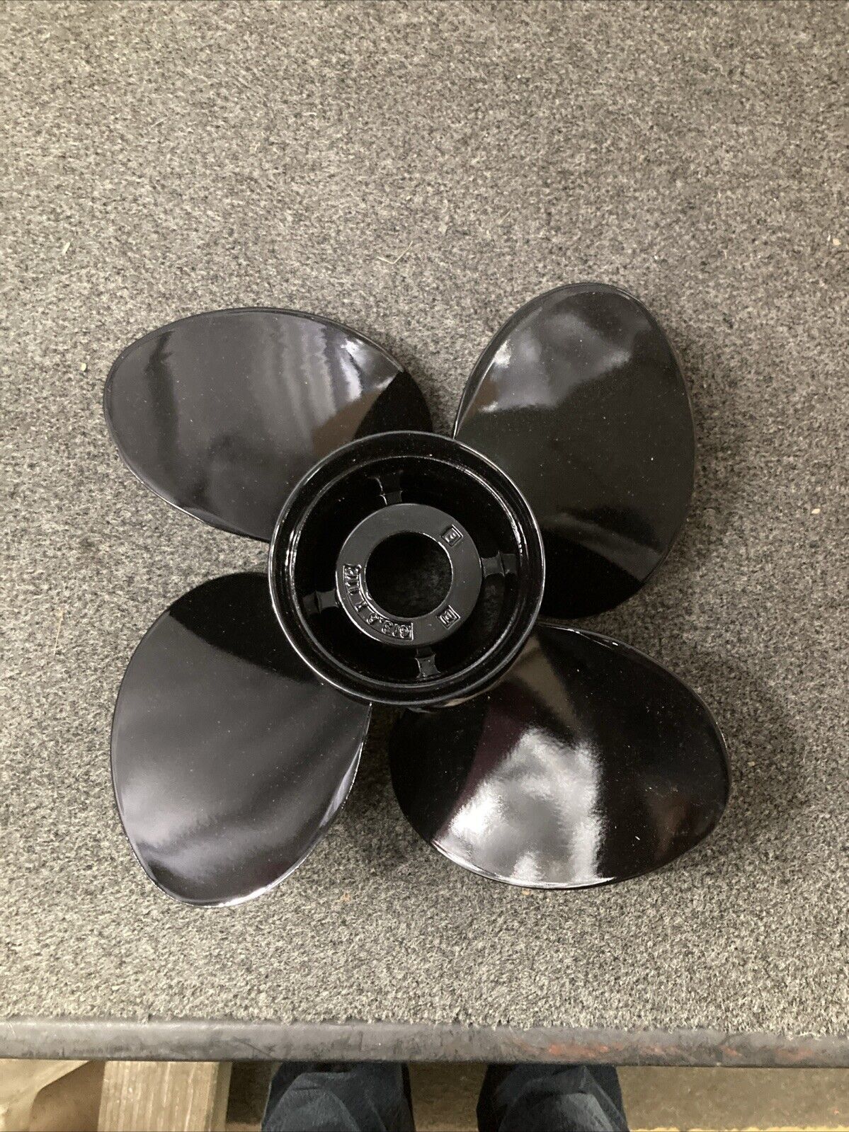 NEW GENUINE MERCURY 48-8M8026560 PROPELLER SPITFIRE 4-BLADE RH 13.8"D 11" PITCH