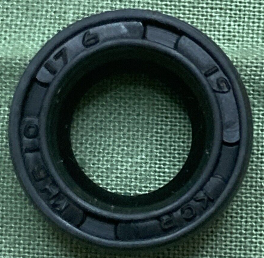 NEW GENUINE SUZUKI 09282-10014 OIL SEAL CAM SHAFT MOTORCYCLE