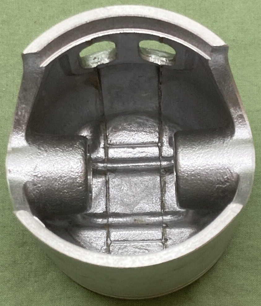 NEW GENUINE ROCKY YAMAHA CT-2 0.75 PISTON