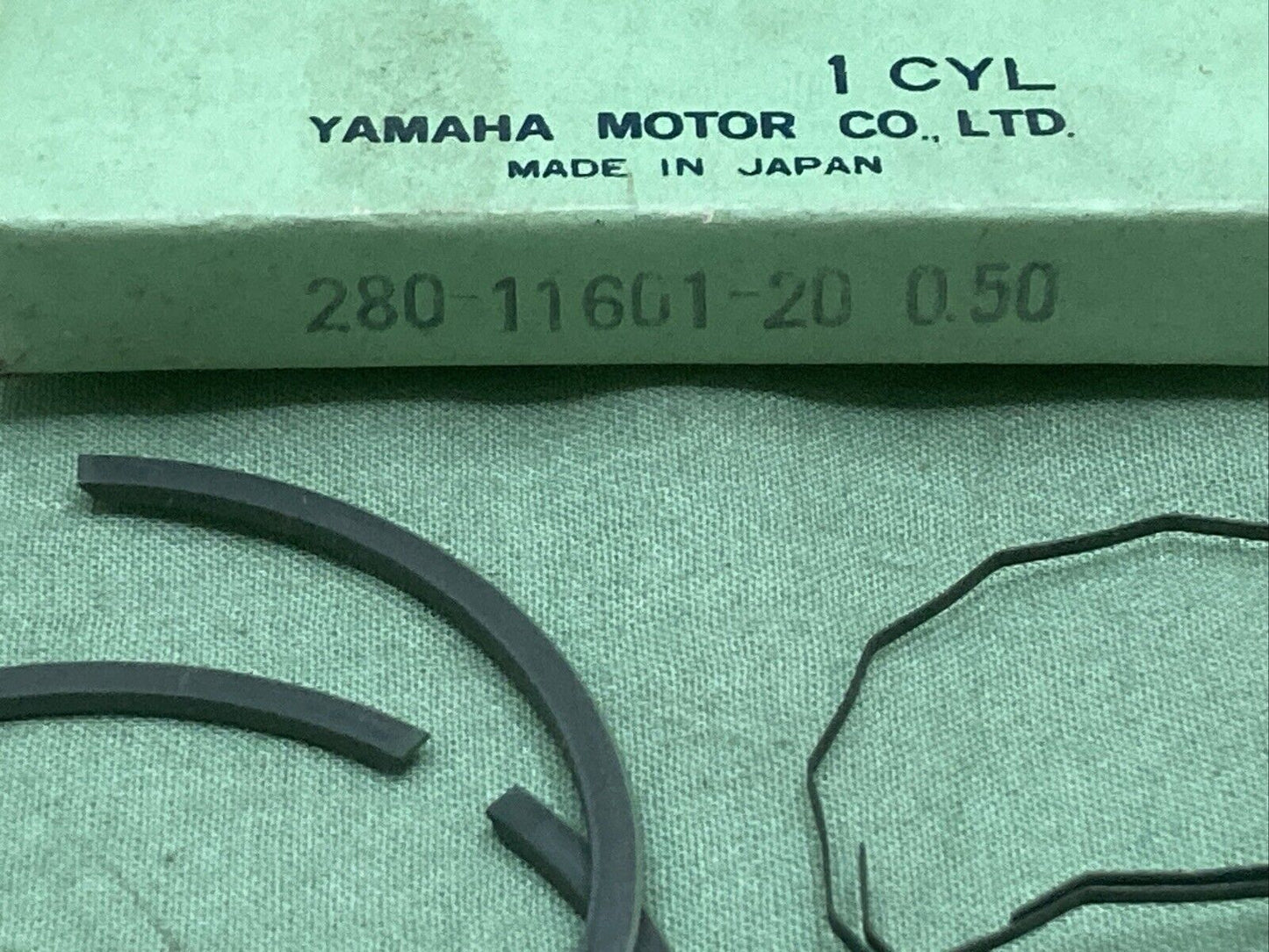 NEW GENUINE YAMAHA 280-11601-20 PISTON RING SET 2ND 0.50 O/S