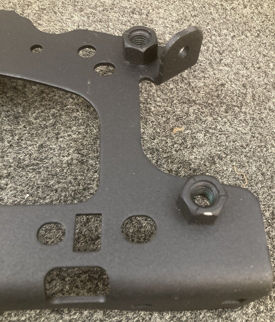 NEW GENUINE MOPAR 68341838AA Rear Bumper Bracket Left FITS '20-'25 JEEP