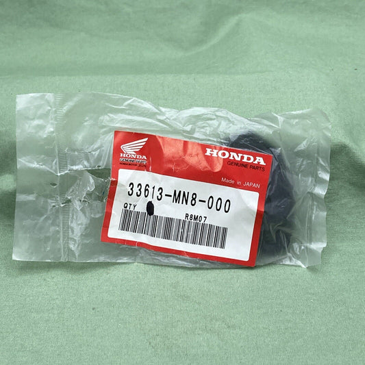 NEW GENUINE HONDA 33613-MN8-000 TURN SIGNAL Rubber, R. Rr.