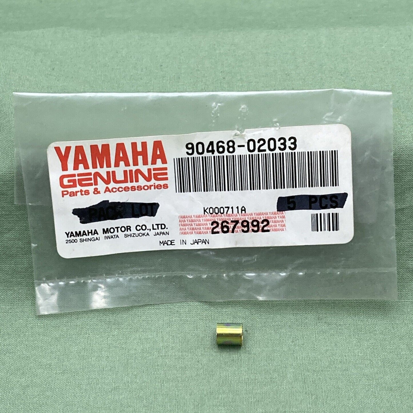 QTY 3 NEW GENUINE YAMAHA 90468-02033 CARBURETOR Clip