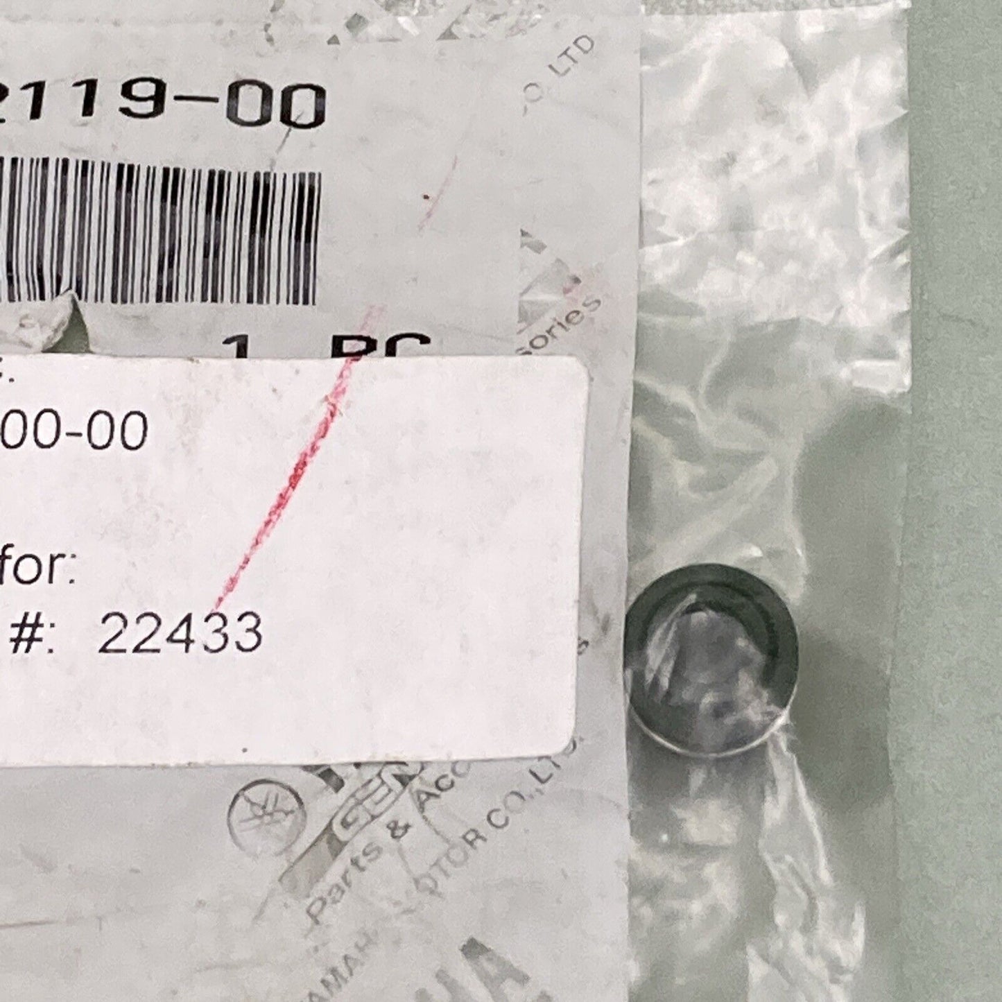 QTY 2 NEW GENUINE YAMAHA 33M-12119-00 Seal, Valve Stem