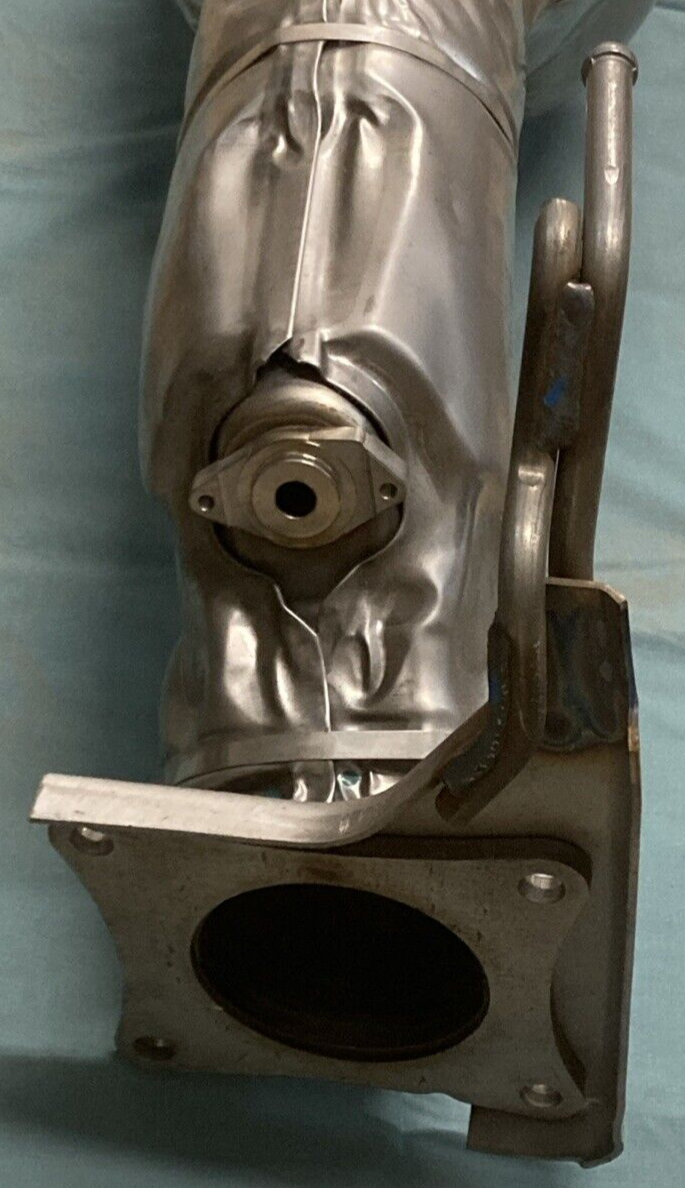 NEW GENUINE MOPAR 68288935AC Catalytic Converter FITS 2013-2016 Ram 3500