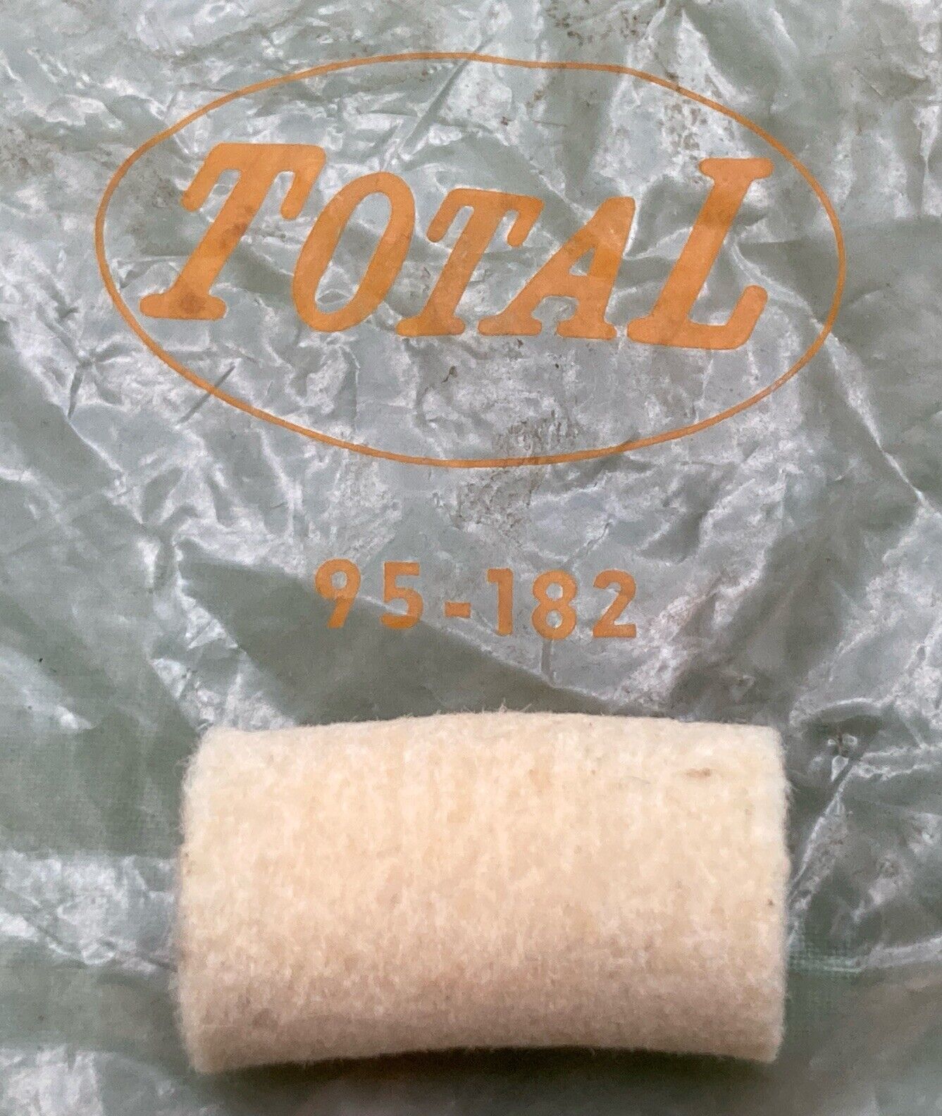 NEW GENUINE TOTAL 95-182 FUEL FILTER