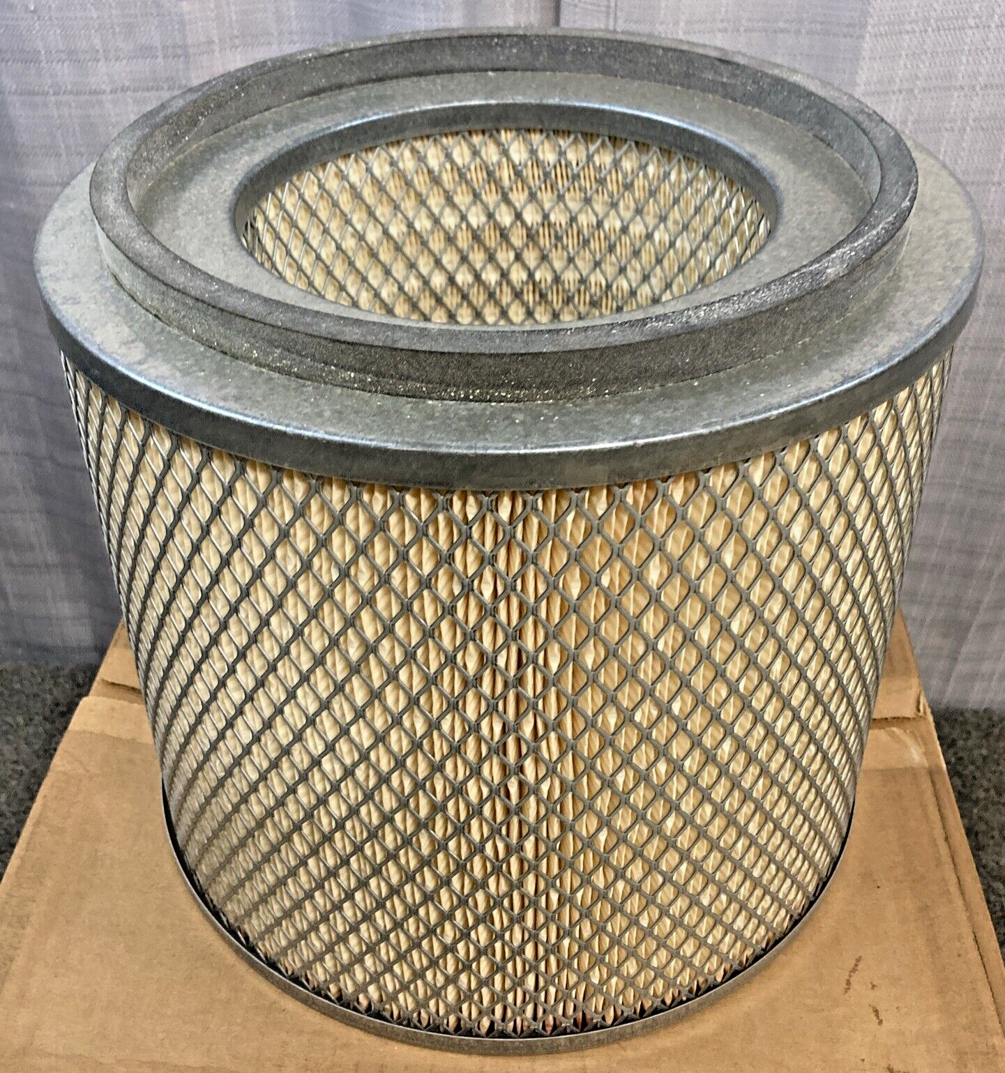NEW GENUINE FLEETGUARD AF1820M Air Filter - Primary, 9.5 in. (Height)
