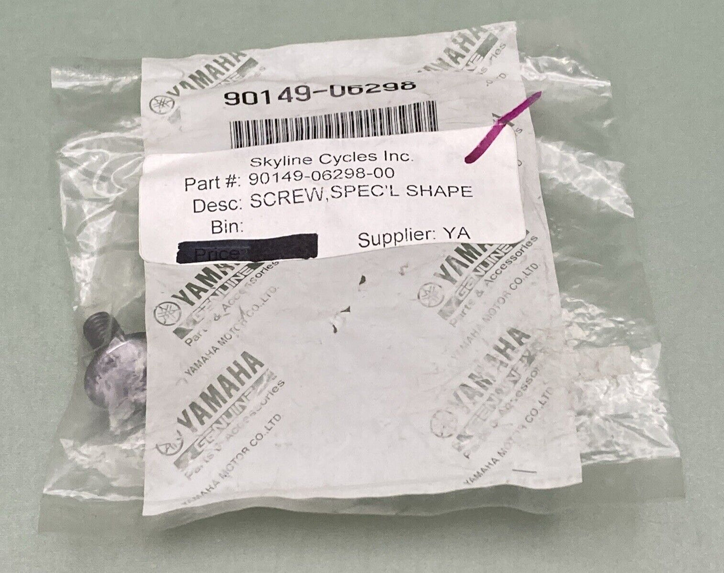 NEW GENUINE YAMAHA 90149-06298 SIDE COVER Screw, Spec'l Shape