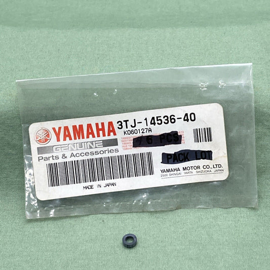 QTY 2 NEW GENUINE YAMAHA 3TJ-14536-40 CARBURETOR Gasket