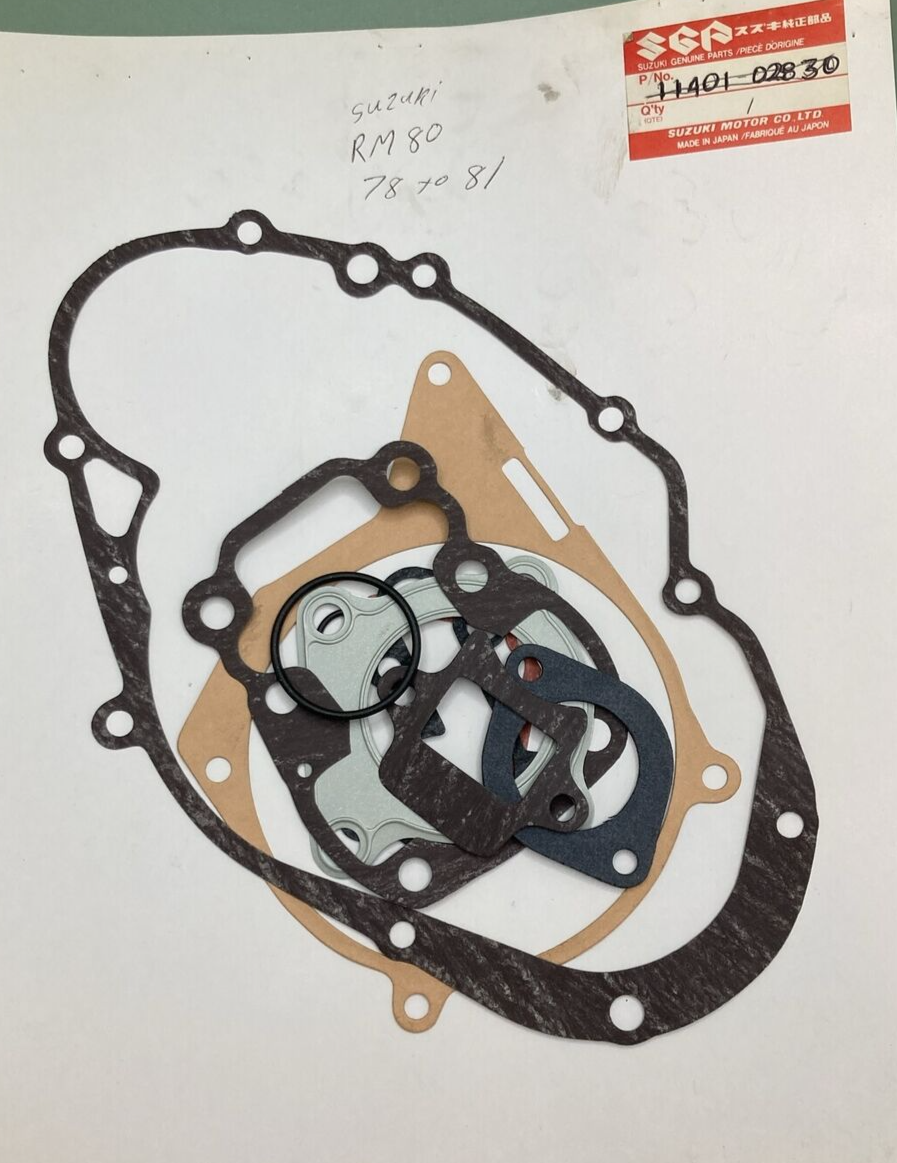 NEW GENUINE SUZUKI 11401-02830 GASKET SET