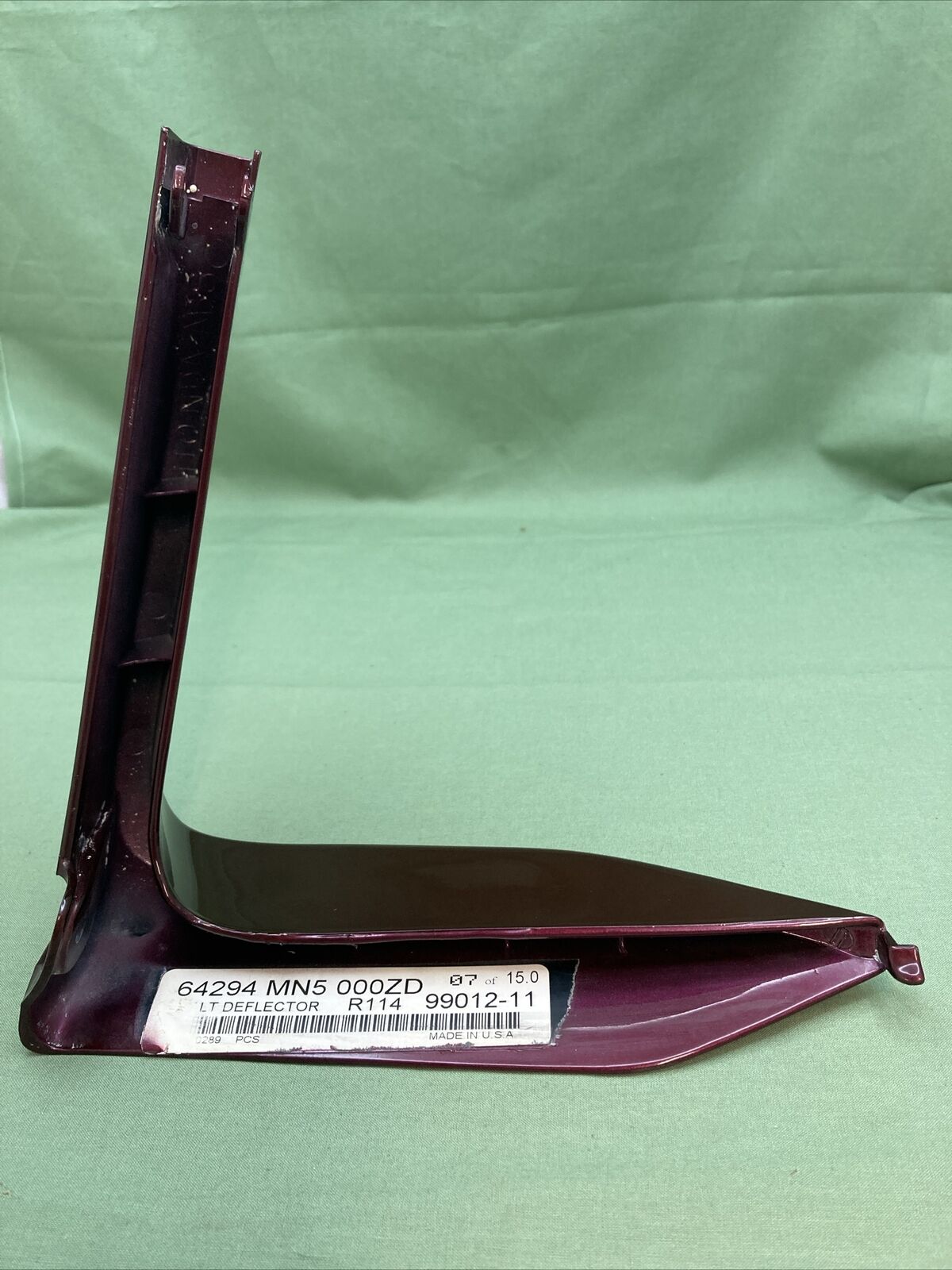 GENUINE HONDA 64294-MN5-000ZD DEFLECTOR L. SIDE R114CU CANDY WINE BERRY RED