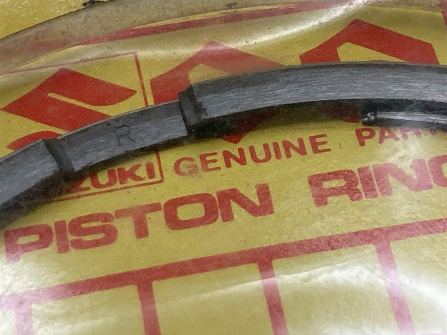 NEW GENUINE SUZUKI 12140-40910 PISTON RING SET STD FOR PE400