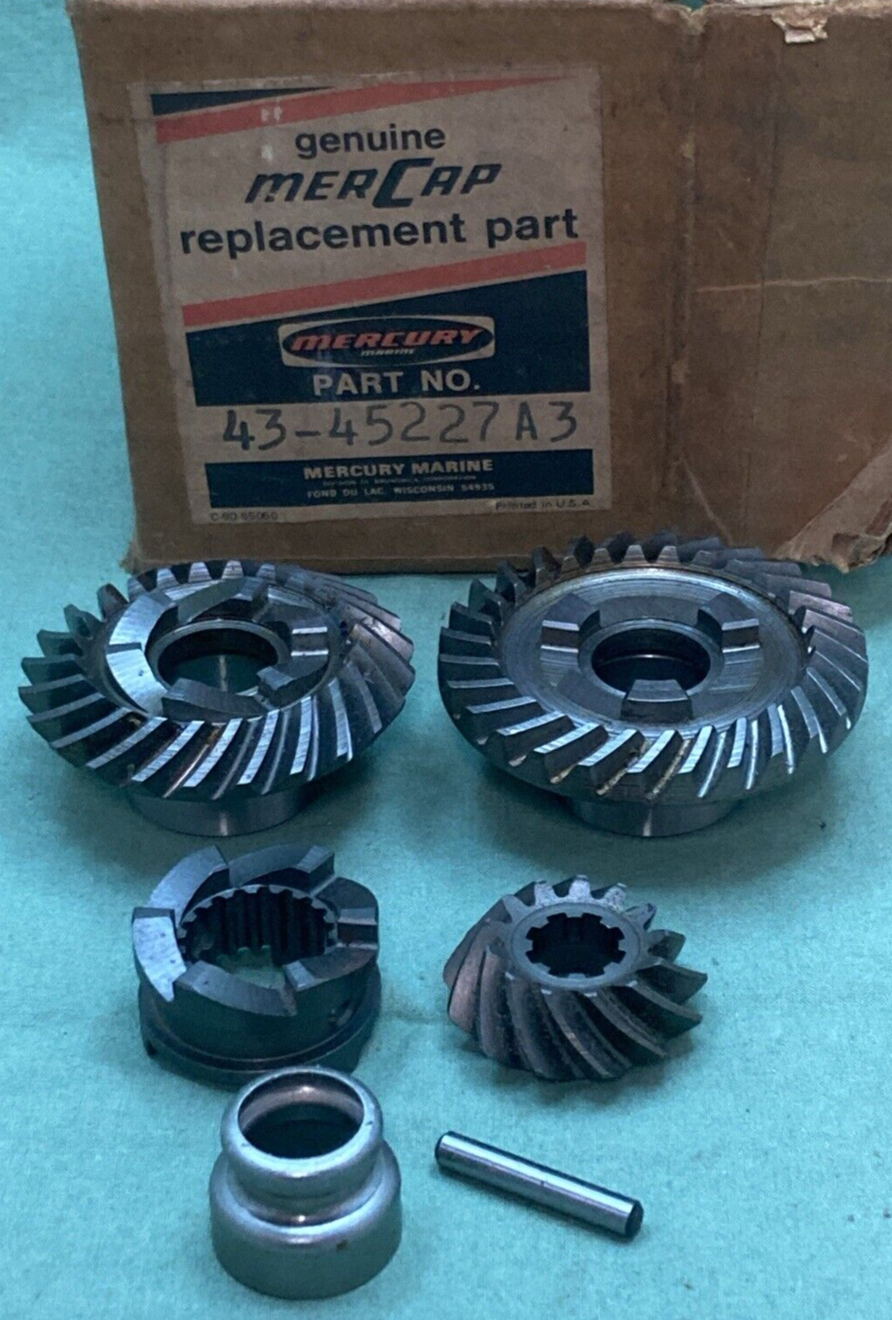 NEW GENUINE MERCURY 43-45227A3 GEAR ASSEMBLY