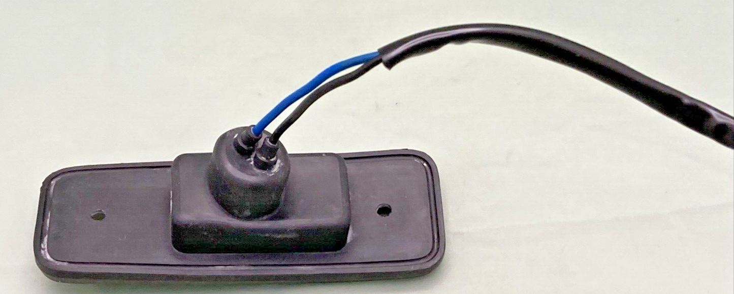 NEW GENUINE YAMAHA 38W-84717-00 TAILLIGHT UNIT ASSEMBLY