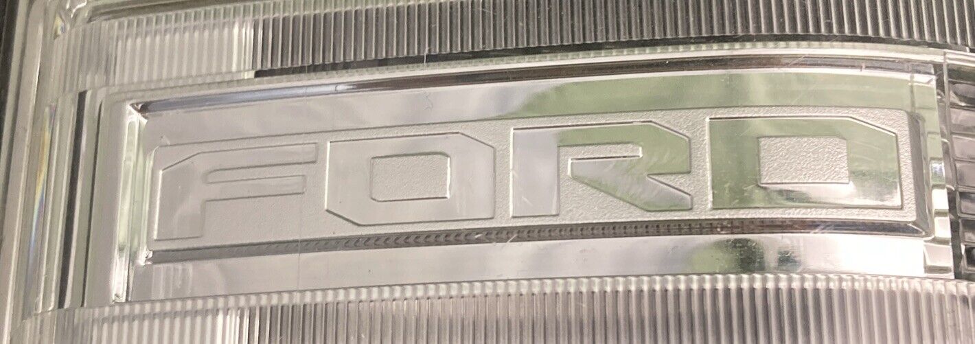 NEW GENUINE FORD HC3B-13B381-AB PASSENGER MIRROR SIGNAL LENS WITH SPOT LAMP