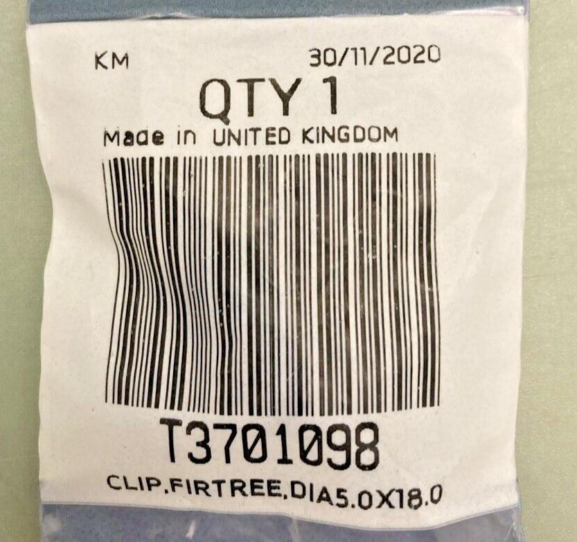 NEW GENUINE TRIUMPH T3701098 Clip, Firtree, DIA5.0X18.0