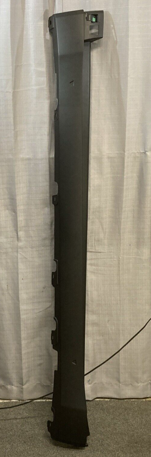 NEW GENUINE MOPAR 6MA47U5LAA Side Sill Molding Left 2015-2023 Jeep Renegade