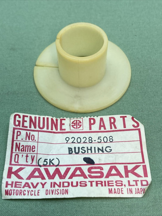 QTY 3 NEW GENUINE KAWASAKI 92028-508 BUSH. HANDLE