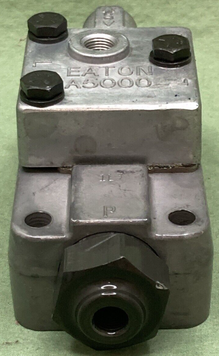 NEW EATON FUL A5000 RANGE SLAVE VALVE ASSEMBLY