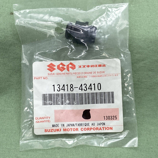 NEW GENUINE SUZUKI 13418-43410 CARBURETOR Holder, Guide