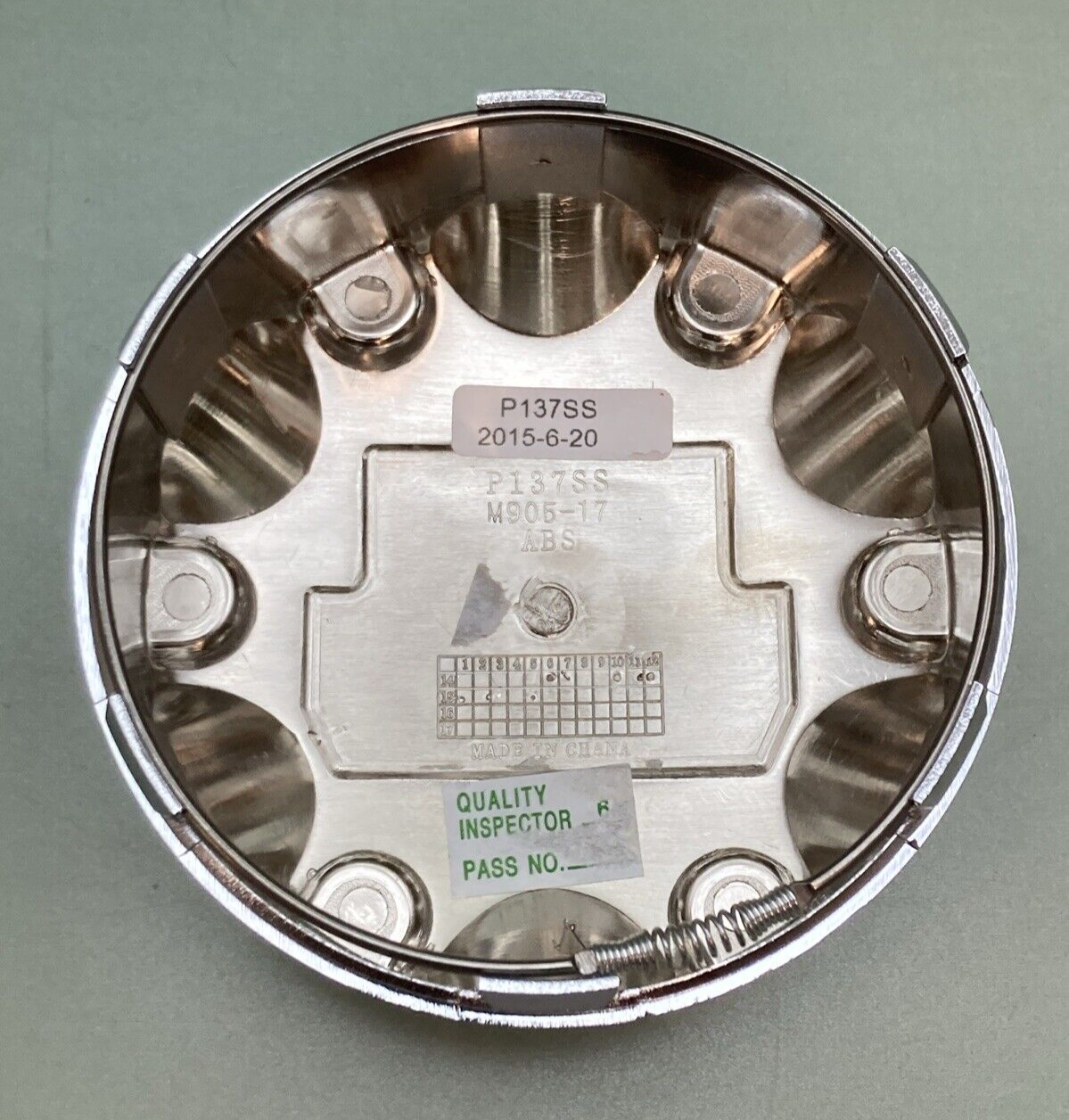 NEW ITP P137SS CENTER CAP SS 4/137 0223-0073