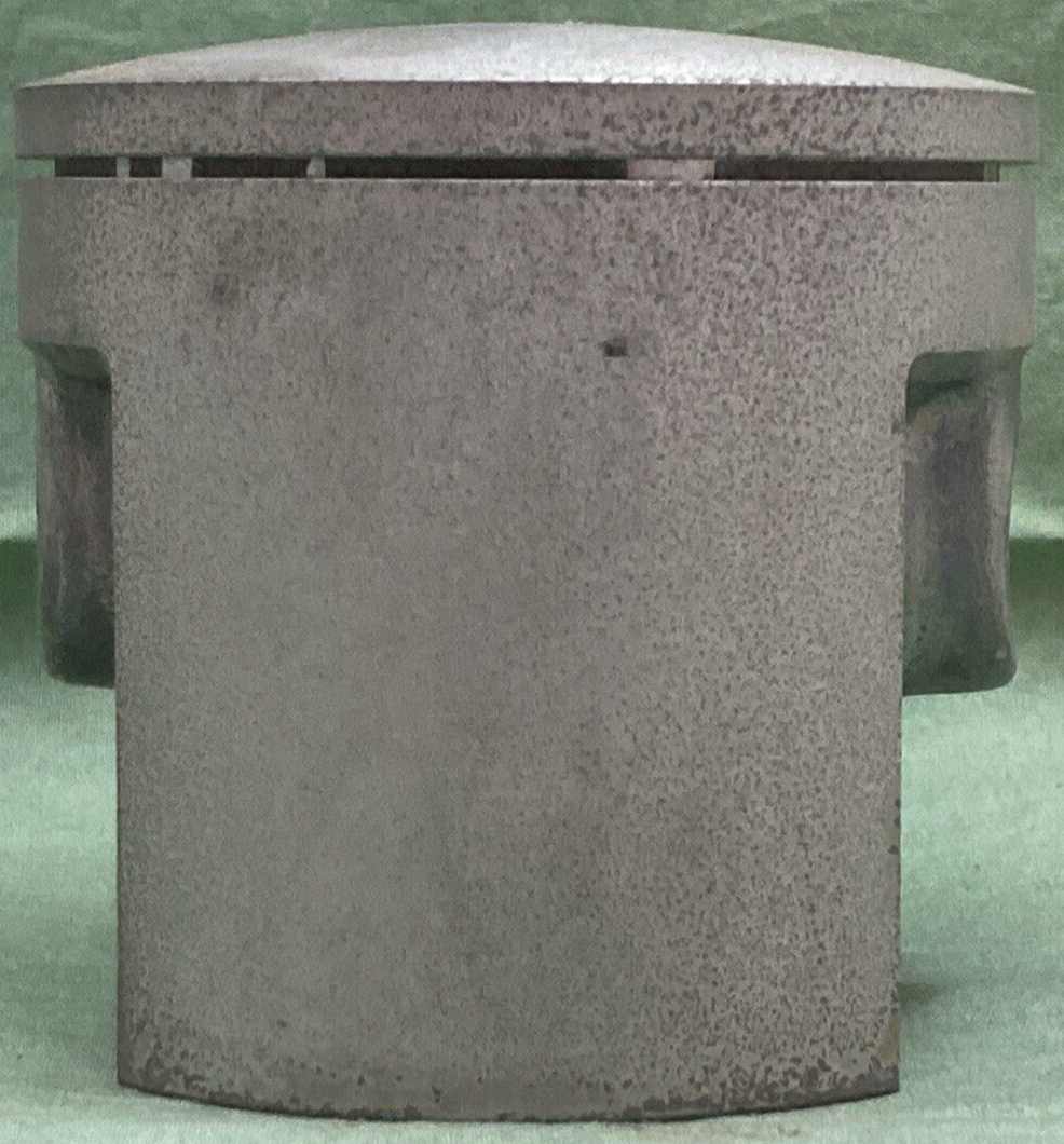 NEW GENUINE YAMAHA 365-11638-01  PISTON STD 4TH O/S FOR RT2MX