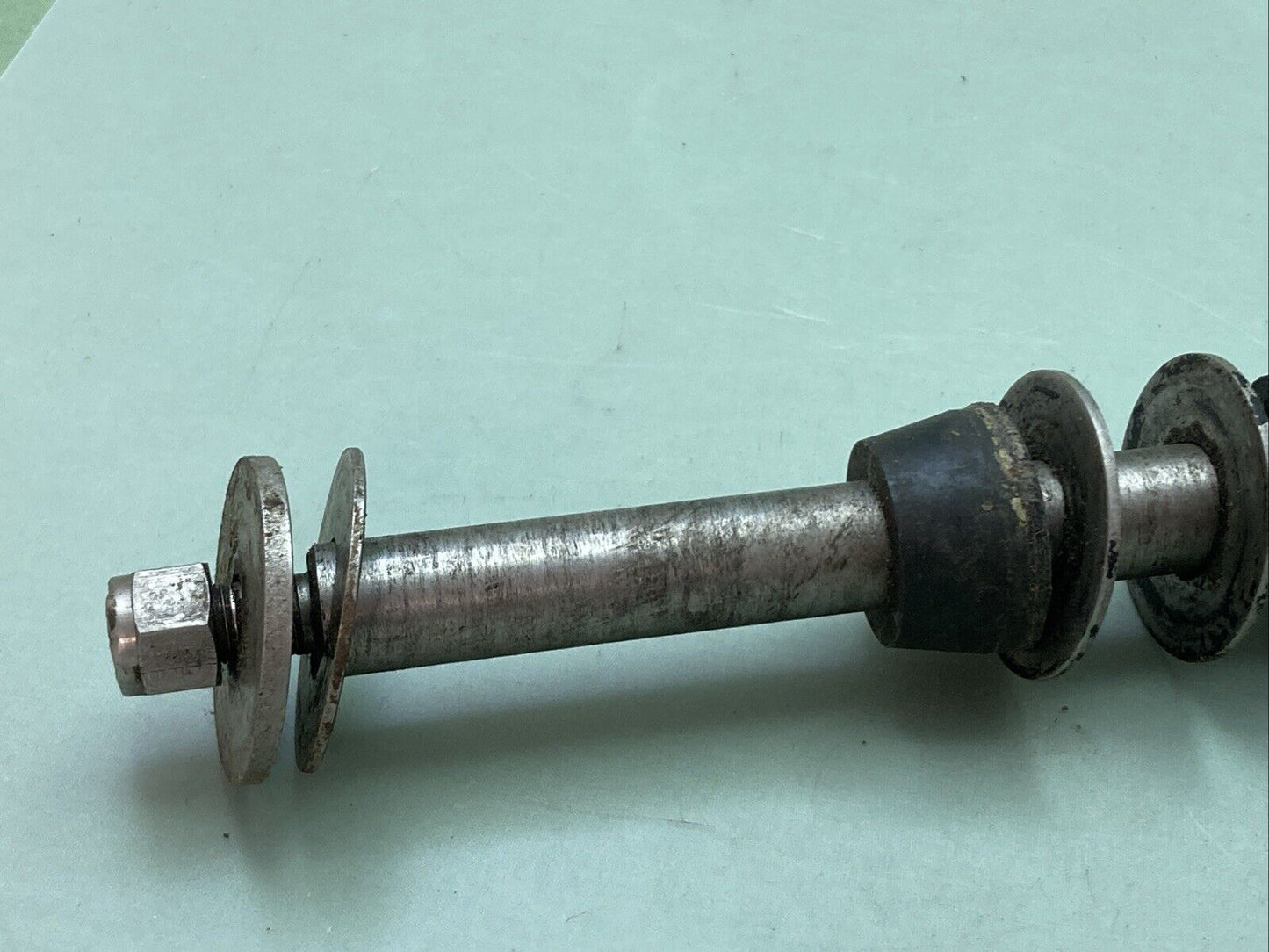 MERCURY MERCRUISER PIVOT PIN ASSEMBLY 8"