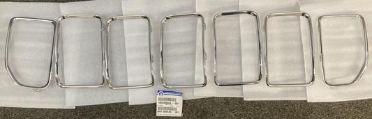 NEW GENUINE MOPAR 68543890AA Radiator Grille Trim Ring Kit FITS JEEP