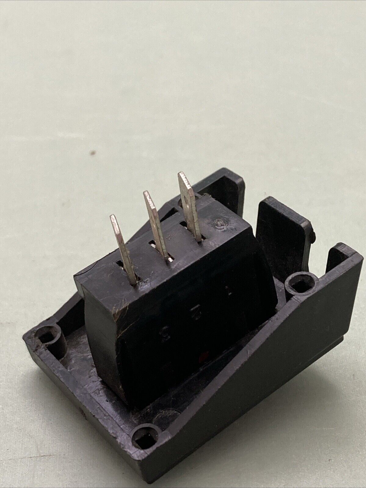 NEW CARQUEST DS128 UNIVERSAL TOGGLE SWITCH