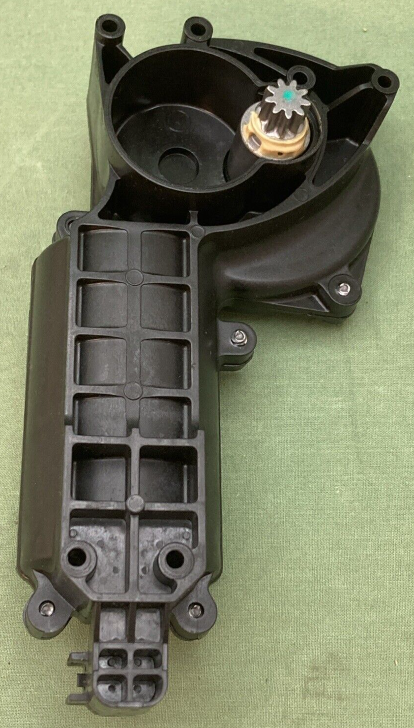 NEW GENUINE MOPAR 68187830AB Power Cinch Actuator, Right 2008-2025