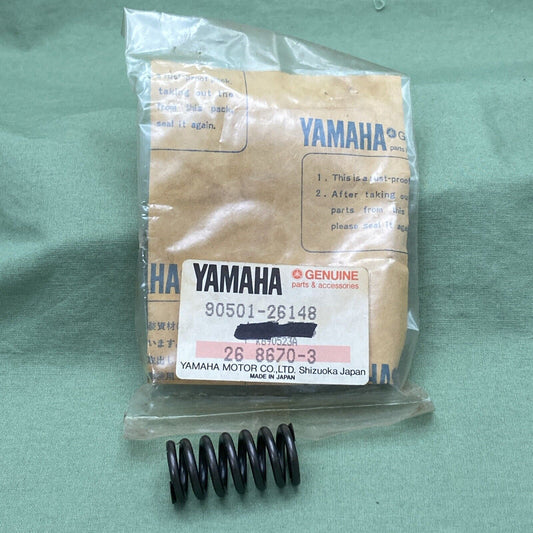 QTY 2 NEW GENUINE YAMAHA 90501-26148 CLUTCH Spring, Compression