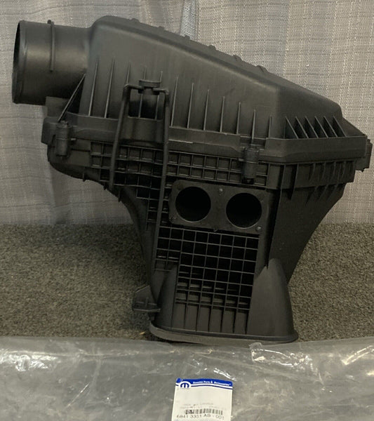 NEW GENUINE MOPAR 68413351AB AIR CLEANER ASSEMBLY