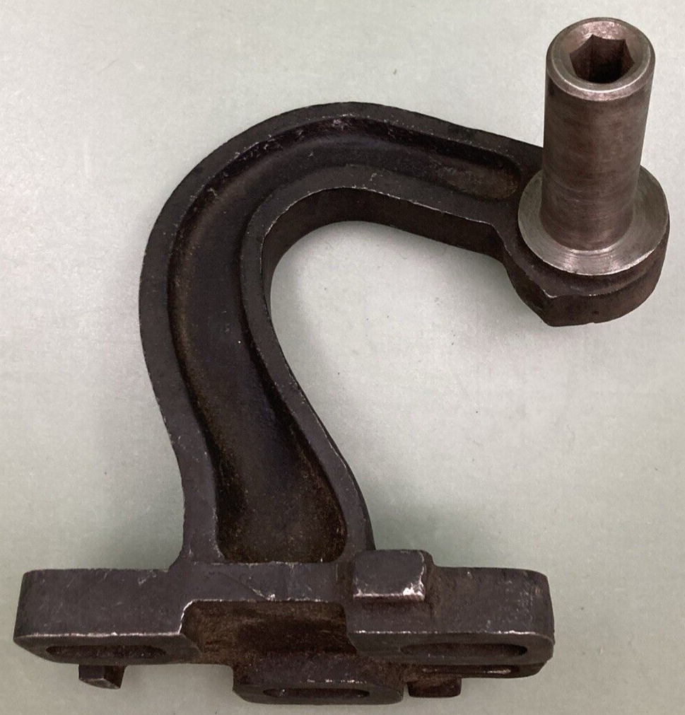NEW GENUINE VOLVO M96069 Hood Pivot Bracket RIGHT