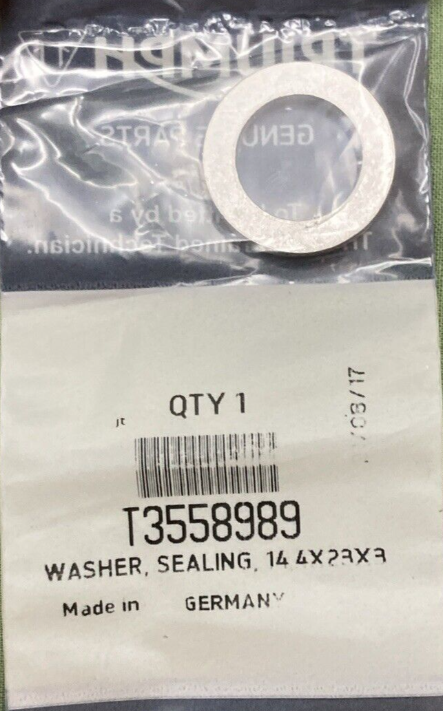 NEW GENUINE TRIUMPH T3990033 ENGINE SERVICE KIT INCOMPLETE SEE DESC