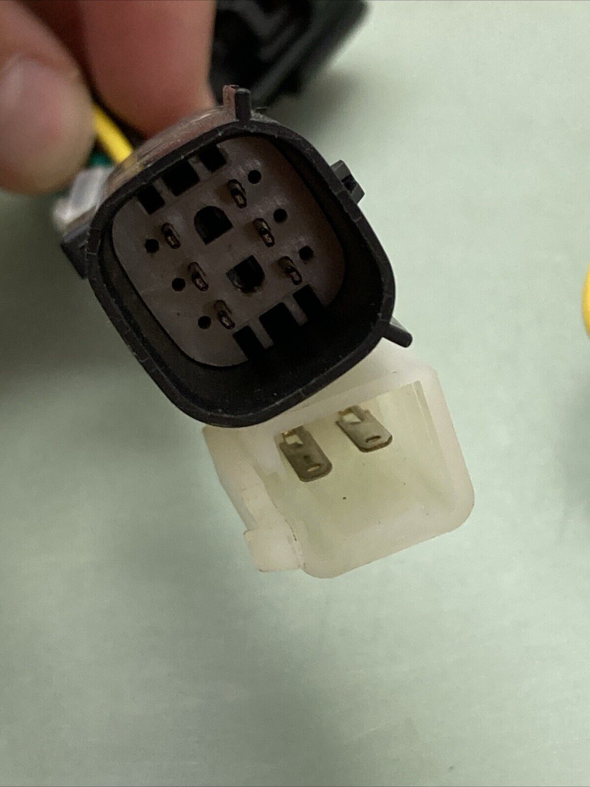 NEW ELECTRICAL CONNECTION 07660 TRAILER ISOLATOR RELAY VERSION