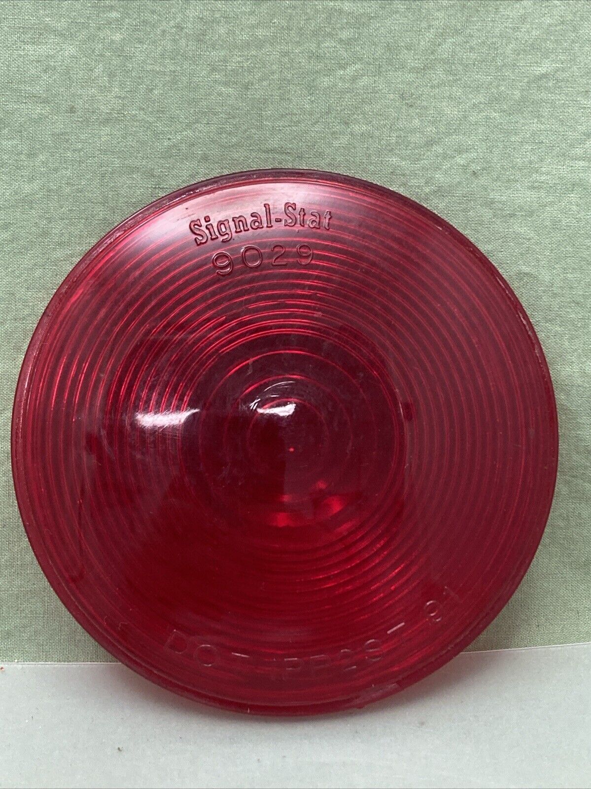 SIGNAL-STAT 9029 RED REPLACEMENT LENS