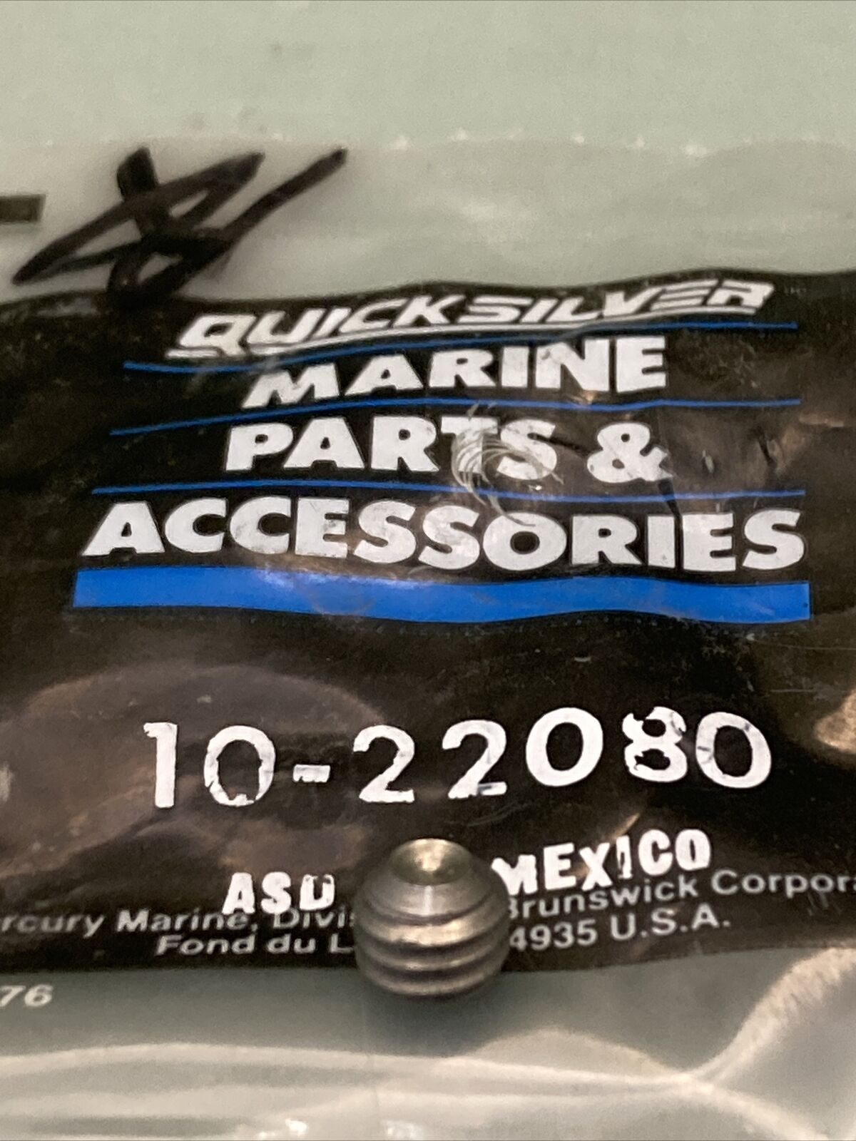 QTY 2 NEW GENUINE MERCURY QUICKSILVER 10-22080 SCREW
