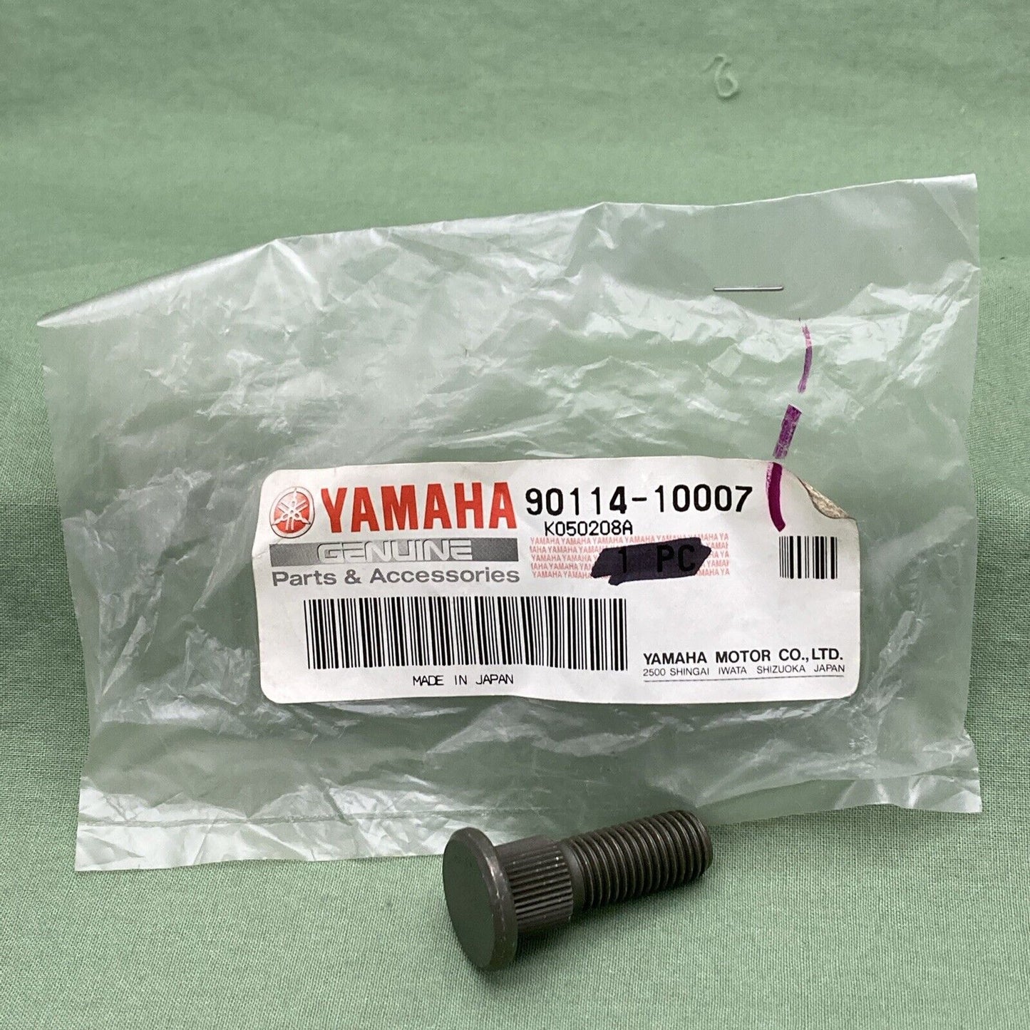 QTY 2 NEW GENUINE YAMAHA 90114-10007 FRONT WHEEL Bolt, Serration
