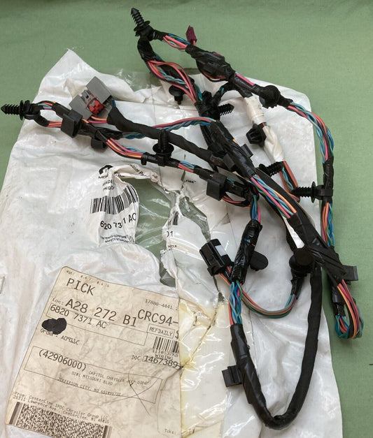 NEW GENUINE MOPAR 68207371AC Header Wiring 2014-2016 Ram 1500