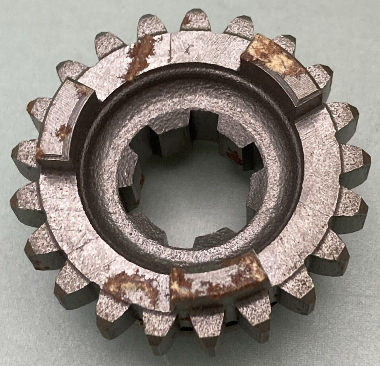 NEW GENUINE SUZUKI 24361-41501 Gear, 6TH Driven