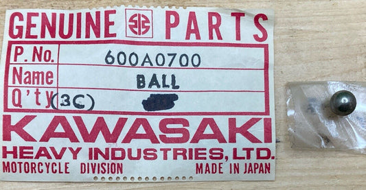 QTY 9 NEW GENUINE KAWASAKI 600A0700 STEEL BALL