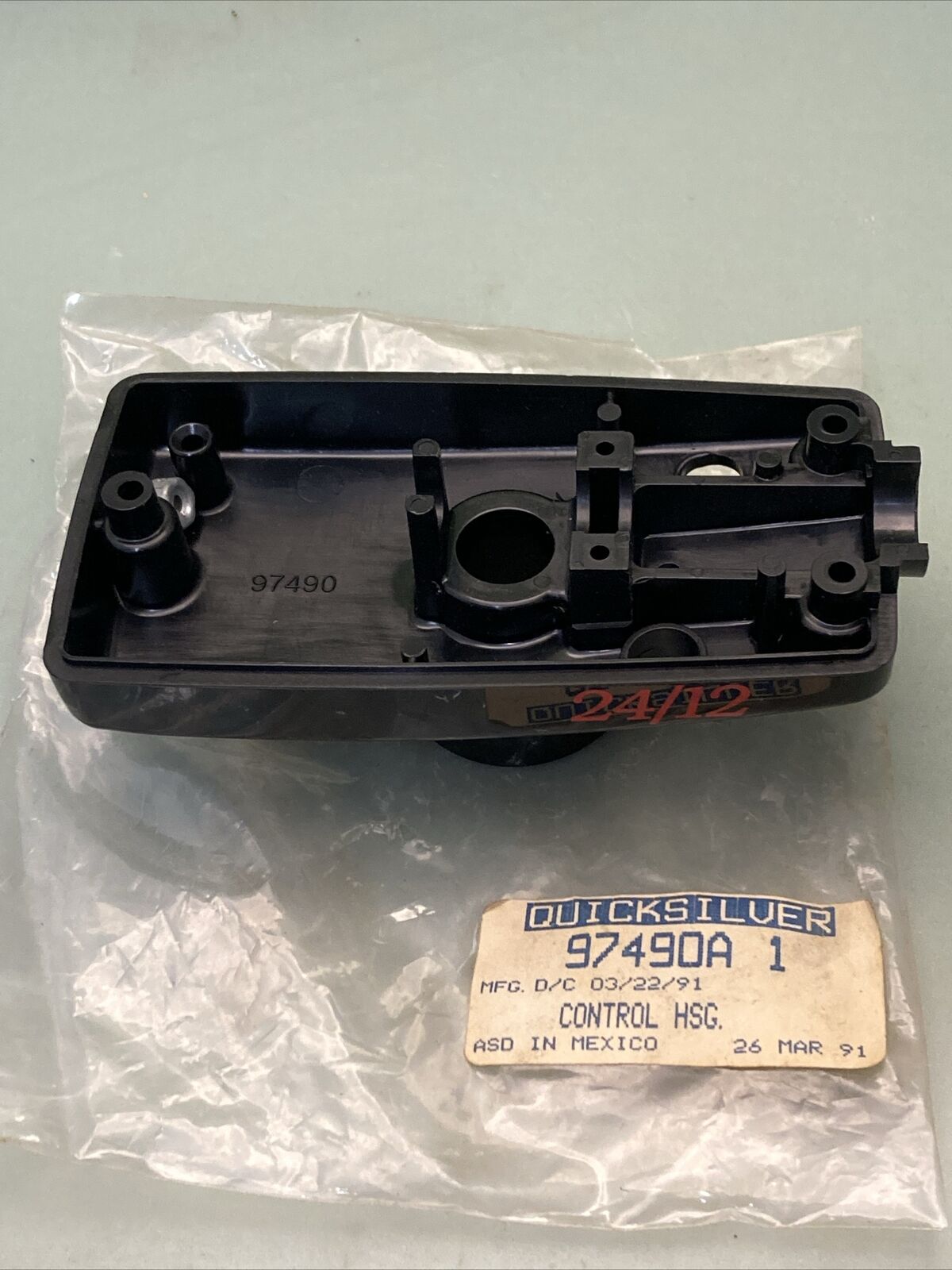 NEW GENUINE MERCURY QUICKSILVER 97490A 1 CONTROL HOUSING ASSEMBLY