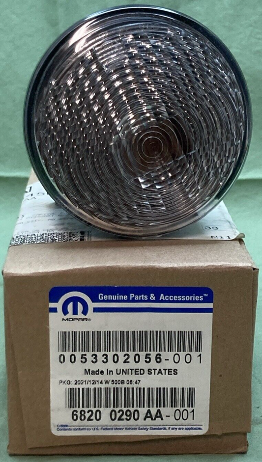 NEW GENUINE MOPAR 68200290AA Park And Turn Signal Lamp Right Front FITS JEEP