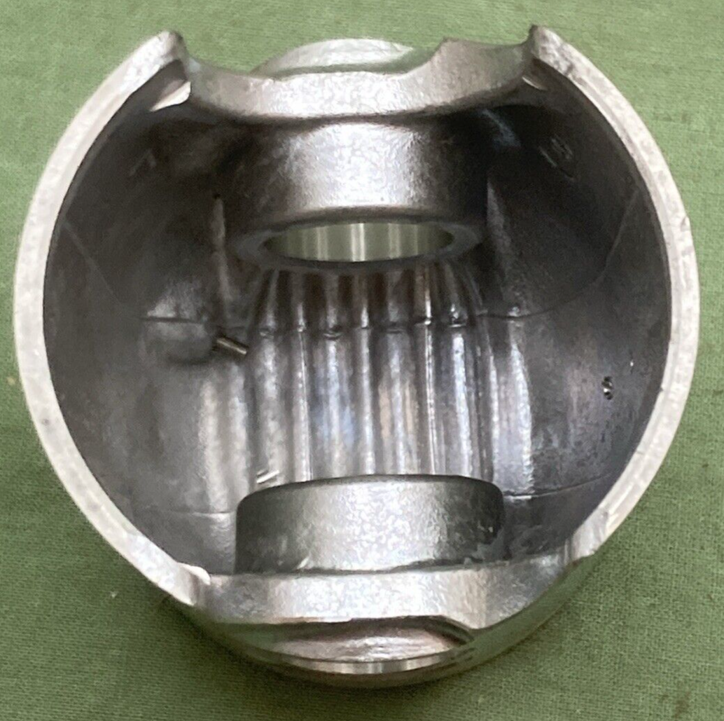 NEW GENUINE SUZUKI 12110-41620 PISTON CRANKSHAFT FOR RM100