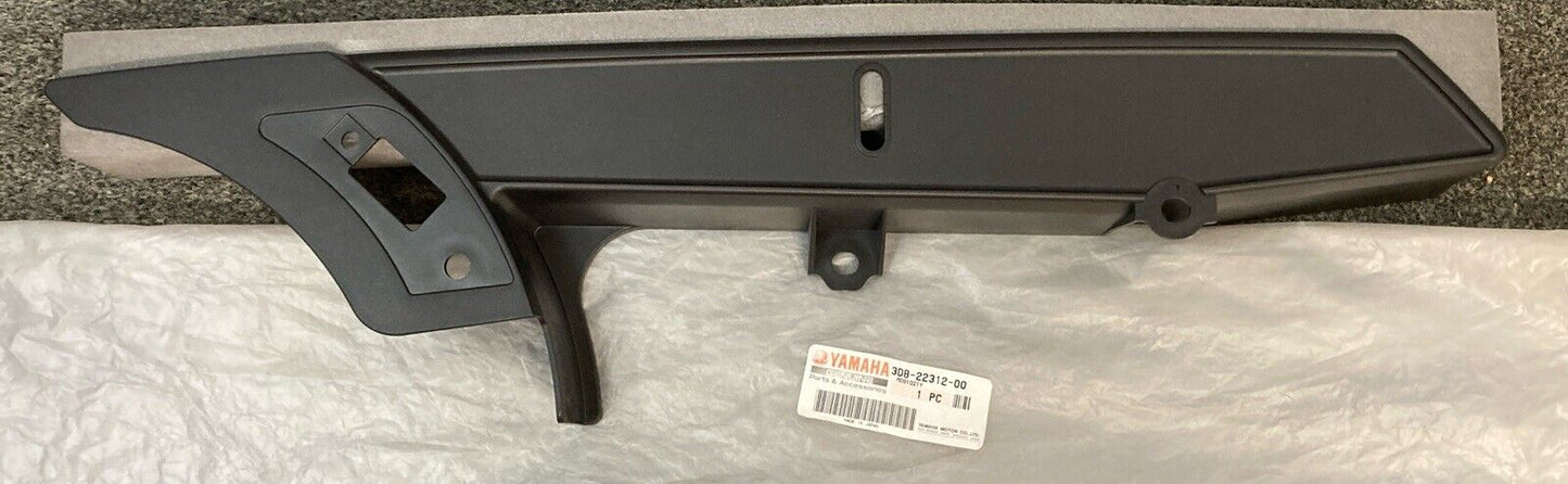 NEW GENUINE YAMAHA 3D8-22312-00 Case, Chain 2