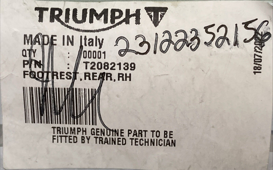 NEW GENUINE TRIUMPH T2082139 Footrest, Rear, Rh