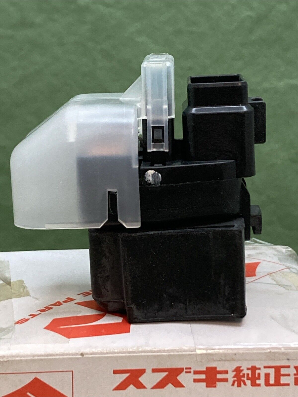 NEW GENUINE SUZUKI 31800-38G00 RELAY ASSY STARTING MOTOR VZR1800
