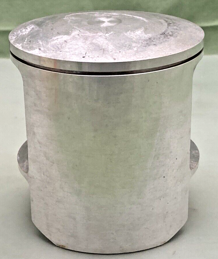 NEW GENUINE SUZUKI 12110-41211 PISTON