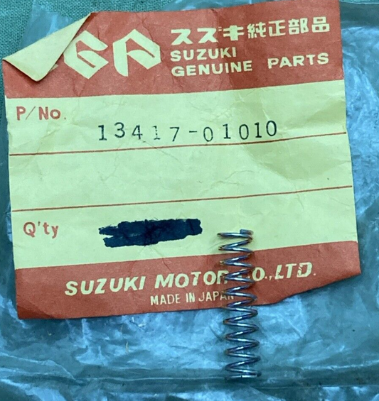 QTY 2 NEW GENUINE SUZUKI 13417-01010 SPRING PLUNGER CARBURATER