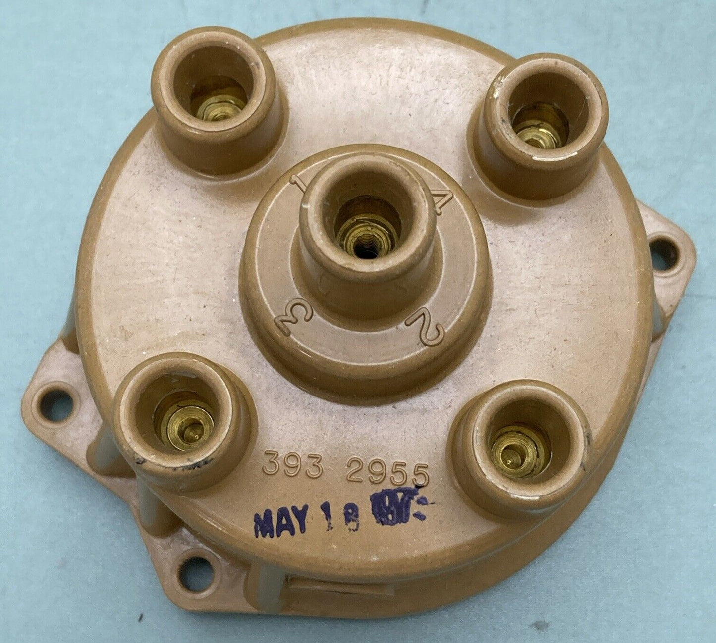 NEW GENUINE MERCURY QUICKSILVER 393-2955A2 DISTRIBUTOR CAP OUTBOARD 50HP